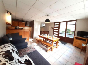 Appartement Souplex T4 à Vignec - 7 pers, 80m², Terrasse, Équipé, Proche Activités - FR-1-457-329